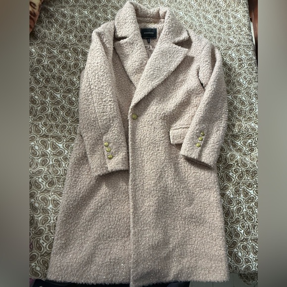BCBGMaxAzria Jackets & Blazers - BCBGMaxAzria Tan Teddy Jacket